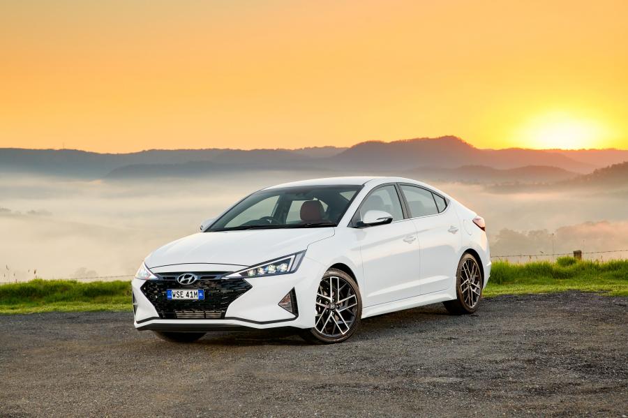  Hyundai Elantra Sport (AD) 2019 года  (AU) (фото 12 из 15)
